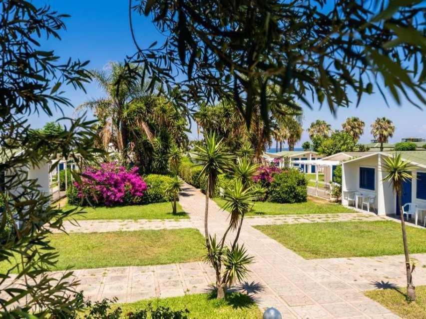 Fruit Village Mortelle Le Dune Beach Resort Экстерьер фото