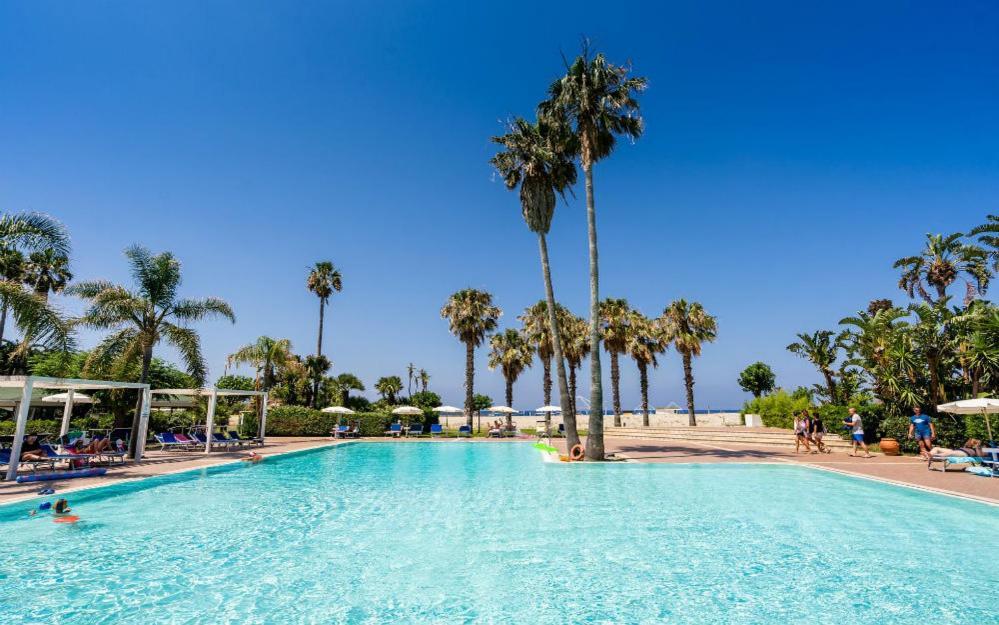 Fruit Village Mortelle Le Dune Beach Resort Экстерьер фото